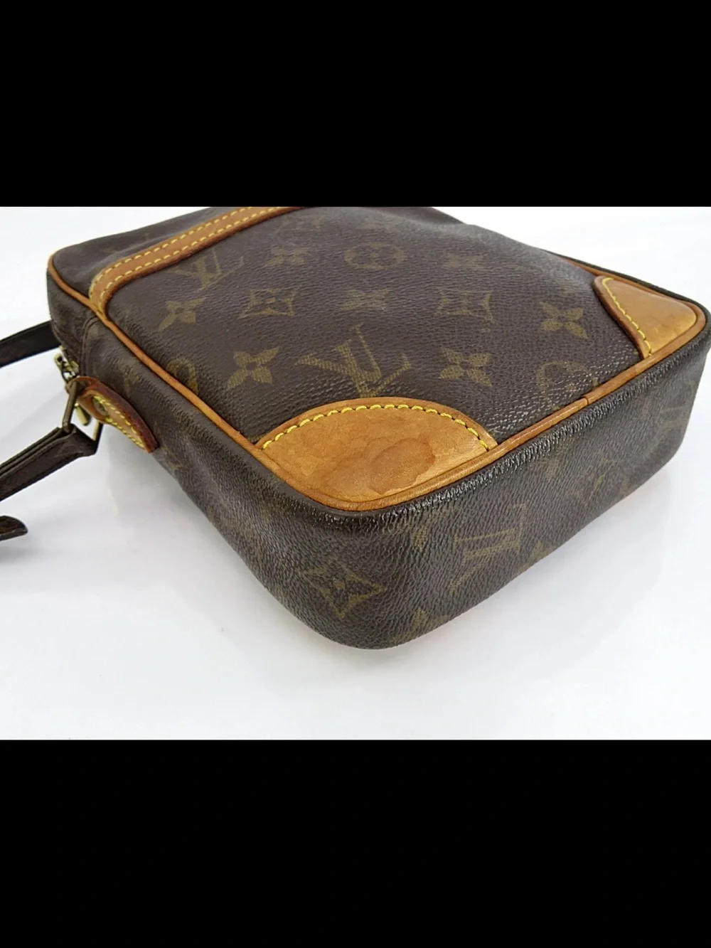 Louis Vuitton Monogram Canvas Brown & Tan Messenger Bag